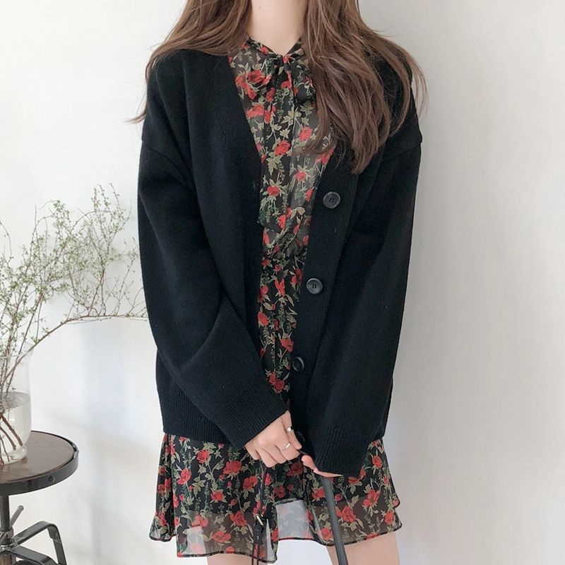 Áo cardigan dáng rộng màu sắc ngọt ngào cho nữ