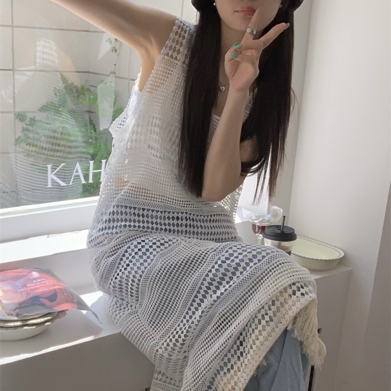 Đầm Dệt Kim Khoét Rỗng Kiểu Dáng Nhỏ Nhắn Xinh Xắn