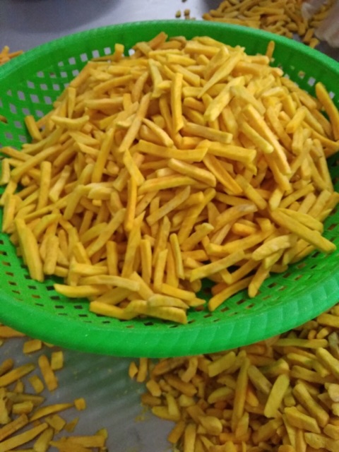 1KG KHOAI LANG VÀNG ĐÀ LẠT SẤY TỰ NHIÊN CAM KẾT GIÒN XỐP