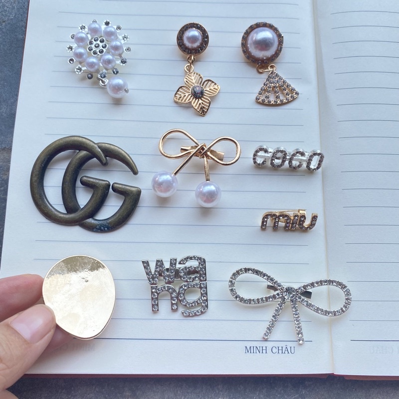 Cài áo đá nhân tạo, tag cài áo + hoa + trang trí ngực áo, váy, vec