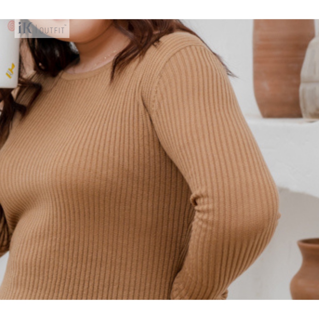Bộ Áo Len Dài Tay iK OUTFIT Có Áo Dáng Dài Giúp Che Khuyết Điểm, Vải Len Cao Cấp Không Gây Kích Ứng Da IWW11WOB0767