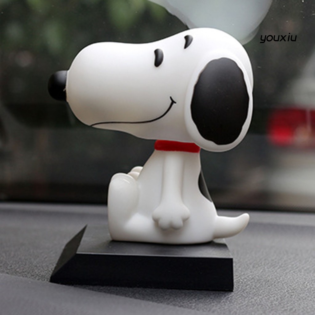 Mô Hình Chú Chó Snoopy Lắc Đầu Đáng Yêu Trang Trí Xe Hơi