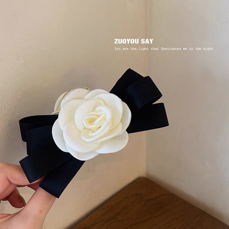 Kẹp Tóc Một Bên Đính Hoa Trà Cao Cấp Phong Cách Retro Pháp Cho Nữ