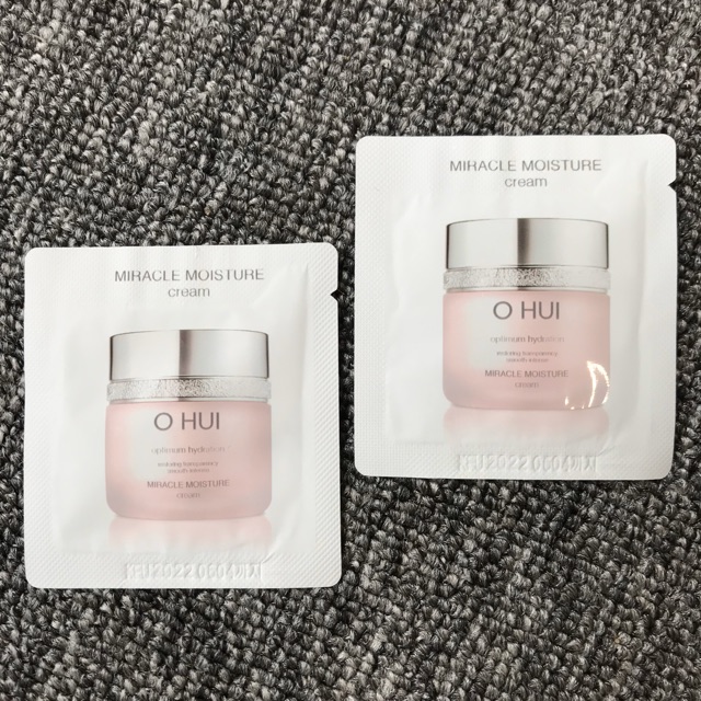 Xả kho 10 gói - Kem dưỡng ẩm Ohui Miracle Moisture