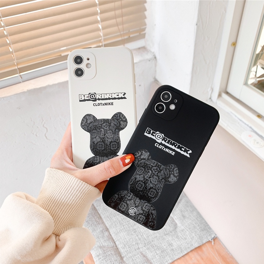 Ốp Lưng Iphone Vuông Cạnh Hình Bearbrick 6/6plus/6s/6splus/7/7plus/8/8plus/x/xr/xs/11/12/pro/max/plus/promax - Sencase