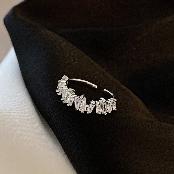 Nhẫn Đính Đá Zircon Lấp Lánh Thiết Kế Đơn Giản Sang Trọng Thời Trang