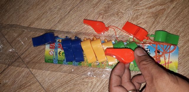 Set 12 cái tua hít bằng nhựa có dây đeo