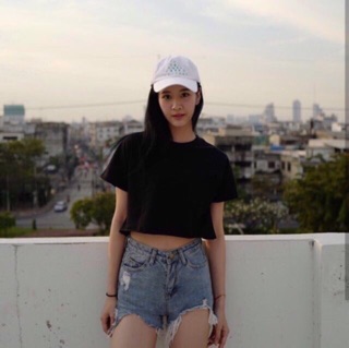 Áo Cộc Tay Cổ Tròn Dáng Croptop