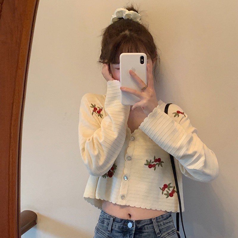 áo len thêu hoa khoác ngoài xinh yêu 2021