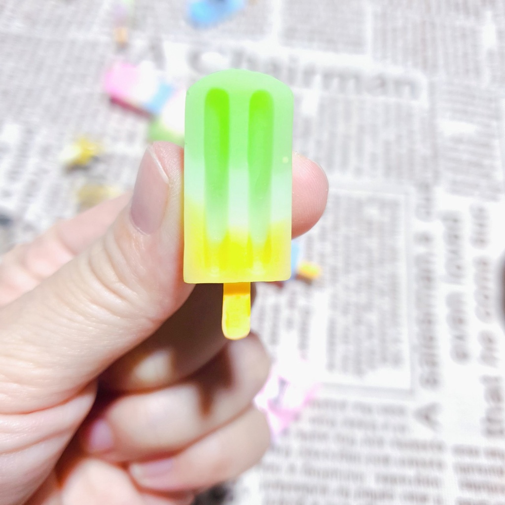 Sticker dán dép cross / nút gắn hkdesign mẫu cây kem 3 màu và kem dâu