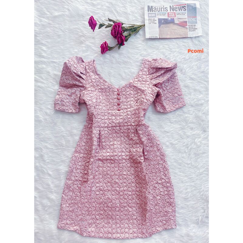🎉Đầm Nữ Váy Hồng Pastel Tay Phồng Đính Nút Xếp Ly Chất Vải Hoa Tafta