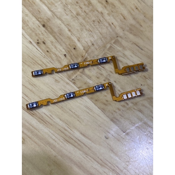 cáp nguồn kèm volum (to nhỏ ) xịn Realme 7i