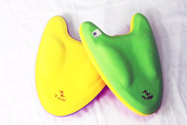 Phao tim tập bơi cho bé