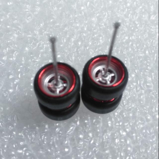 Bánh thay cho xe Hotwheels 1:64 mẫu 1.32