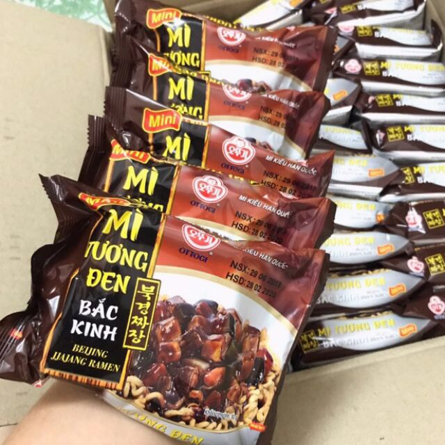 Mì tương đen bắc kinh mini 83g/gói | BigBuy360 - bigbuy360.vn