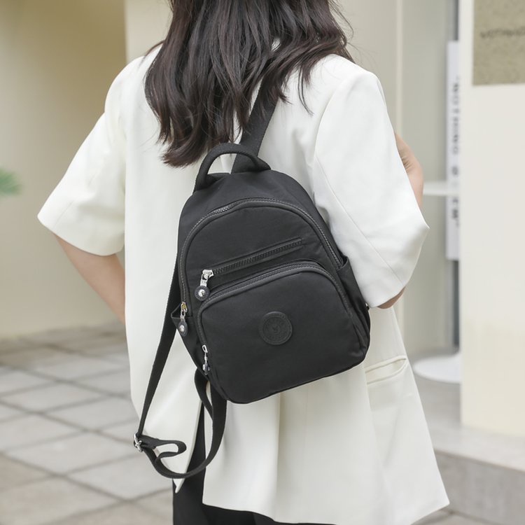 Ba Lô Nylon Siêu Nhẹ Nhiều Ngăn Màu Sắc Đơn Giản Dành Cho Nữ