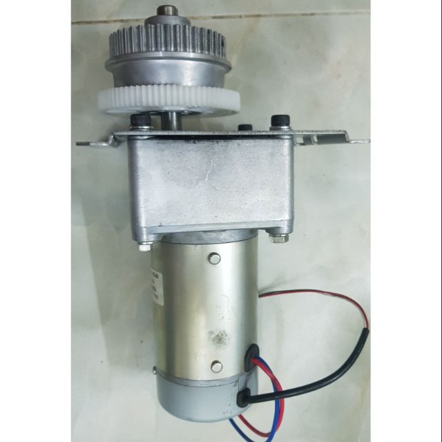 Motor giảm tốc 12V-5A JAPAN