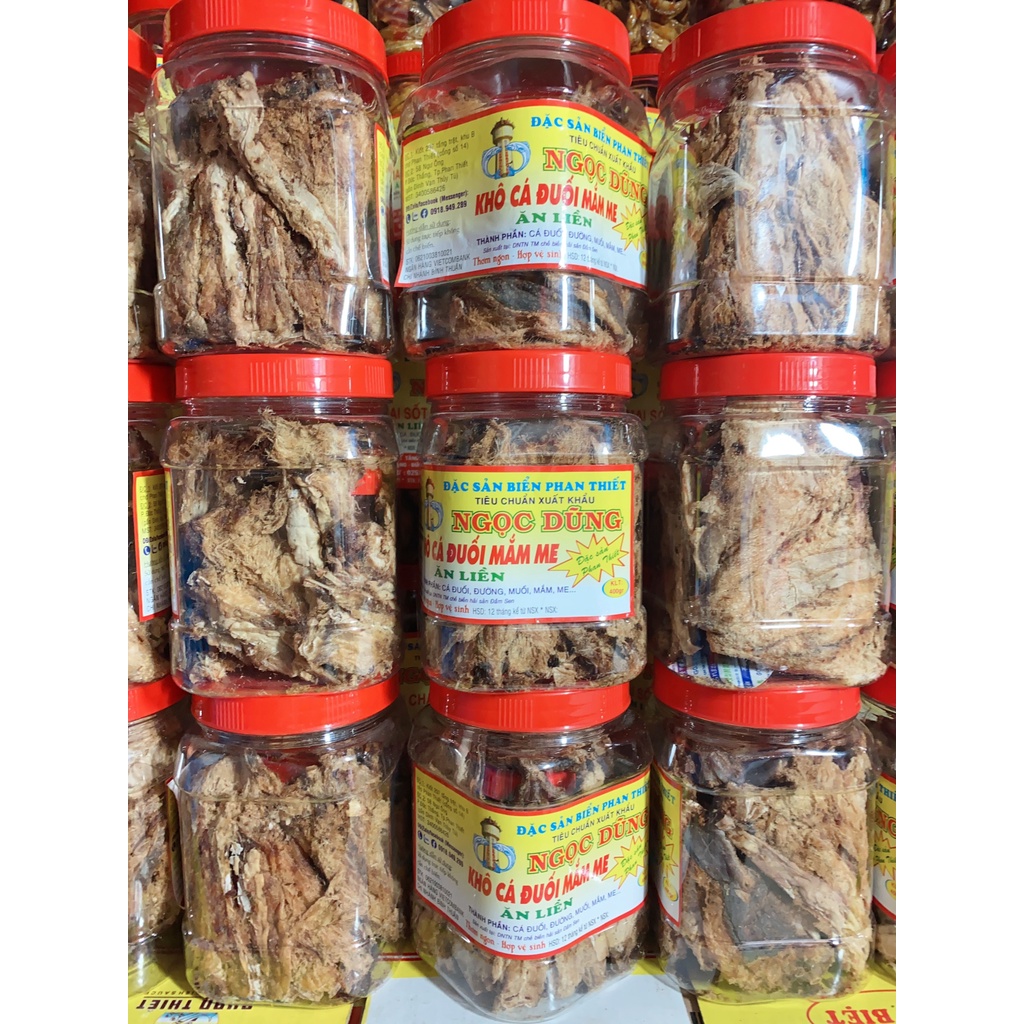 Khô Cá Đuối Mắm Me ( ăn liền ) là món ăn ngon của Shop Đặc Sản Biển Phan Thiết NGỌC DŨNG; Hộp 400 gram. HSD 12 tháng