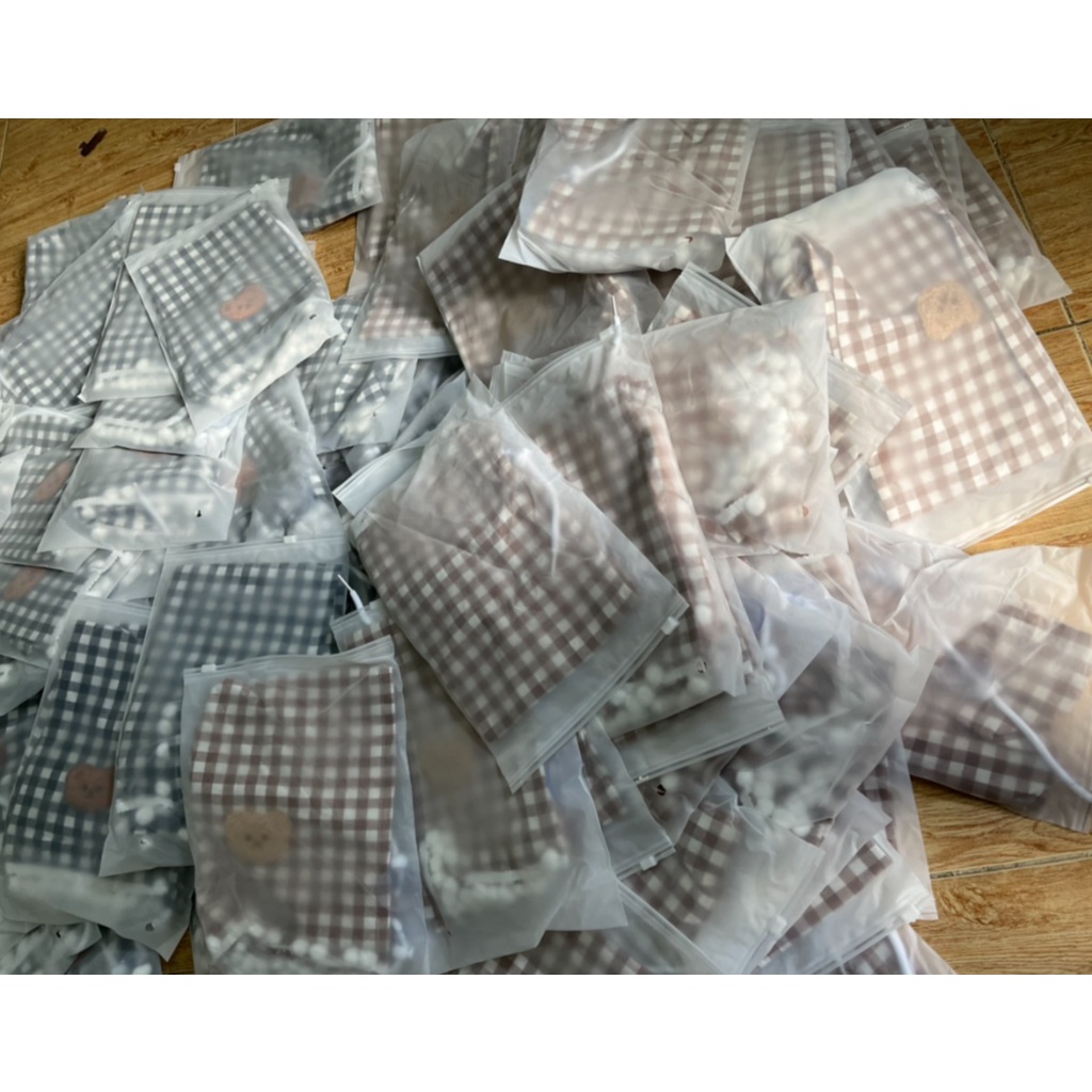 [HCM] Rèm Che Nắng Xe Hơi Bằng Vải Cotton Thêu Họa Tiết Có Giác Hút Gắn ô tô