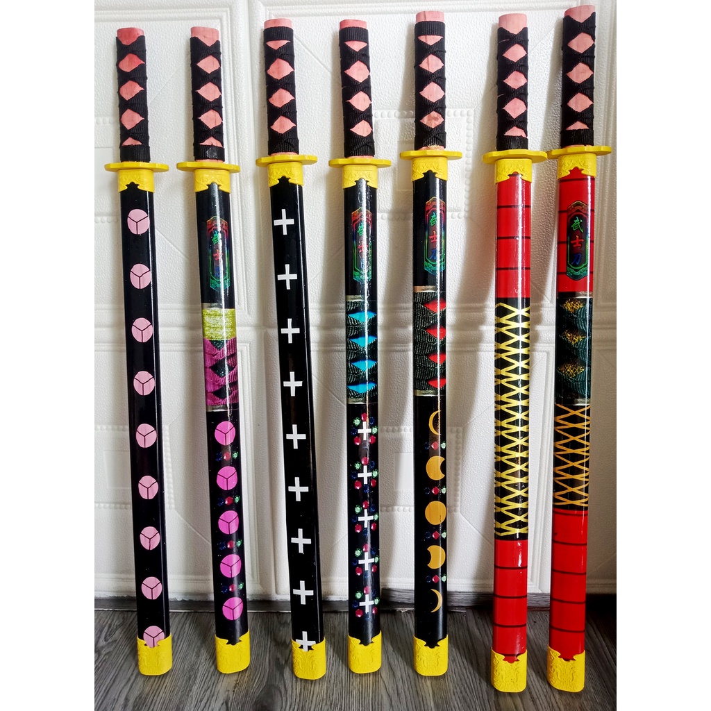 Katana Cosplay nhân vật trong One Piece roronoa zoro bằng Gỗ dài 75cm