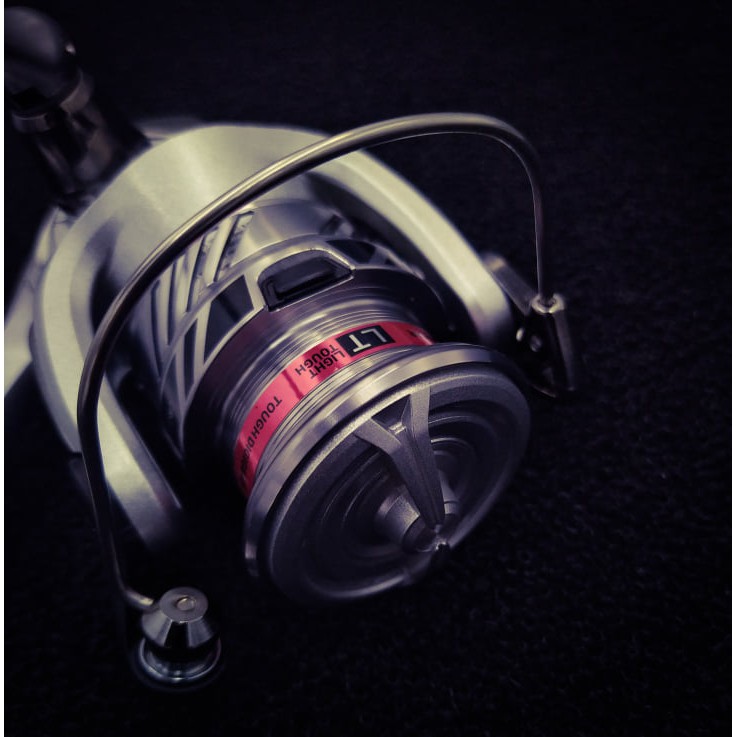 MÁY ĐỨNG CÂU LURE DAIWA CROSSFIRE LT 2020