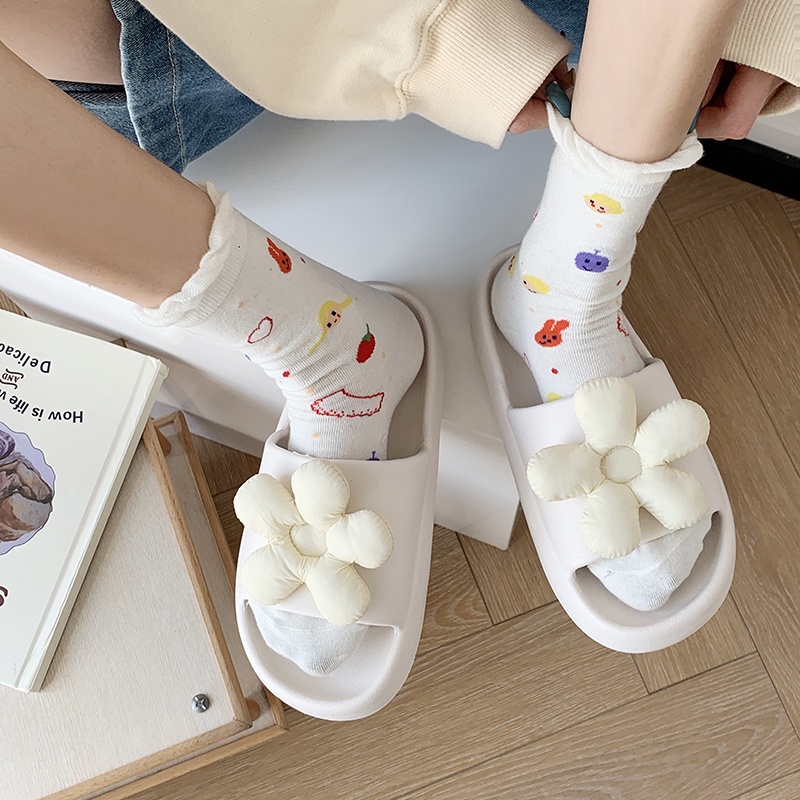 IELGY Dép mang trong nhà  size lớn đế bằng thời trang nữ màu trơn đính hoa mũi bo tròn