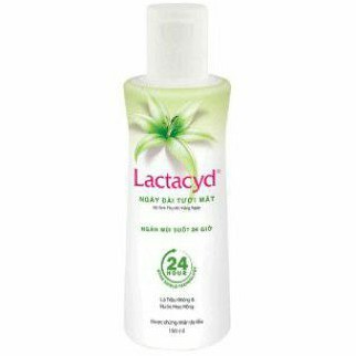 Dung dịch vệ sinh phụ nữ Lactacyd Trầu không- Ngày dài tươi mát, lọ 150ML