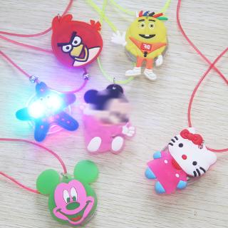 Dây chuyền mặt đèn LED phát sáng độc đáo màu ngẫu nhiên