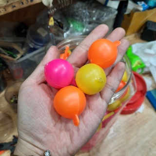 Cò ( phao )  câu cá tra loại thường.