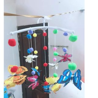 Bướm treo nôi kích thích thị giác ............