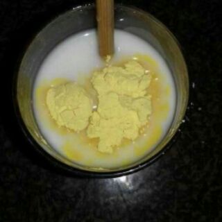 TINH BỘT NGHỆ NHÀ LÀM