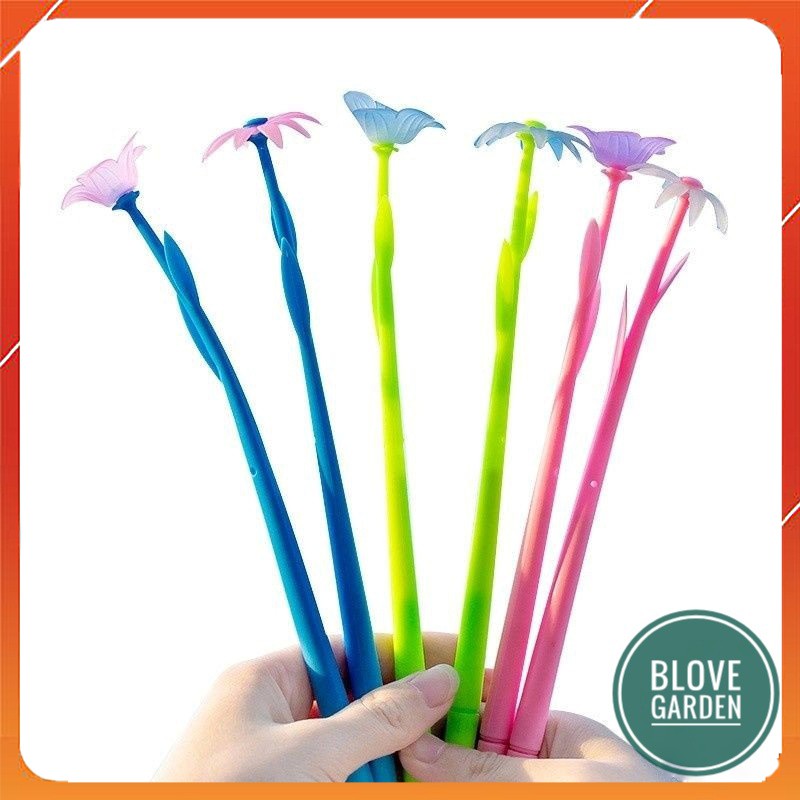 Bút viết hoa cỏ mùa xuân đổi màu dưới ánh sáng mặt trời giá cạnh tranh dùng để viết và trang trí bàn làm việc