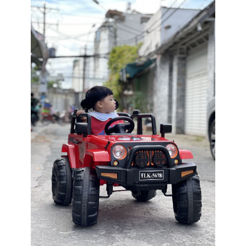 Xe oto điện trẻ em, xe ô tô điện cho bé TILO KIDS TLK-5678 kiểu dáng địa hình, có điều khiển từ xa, bluetooth