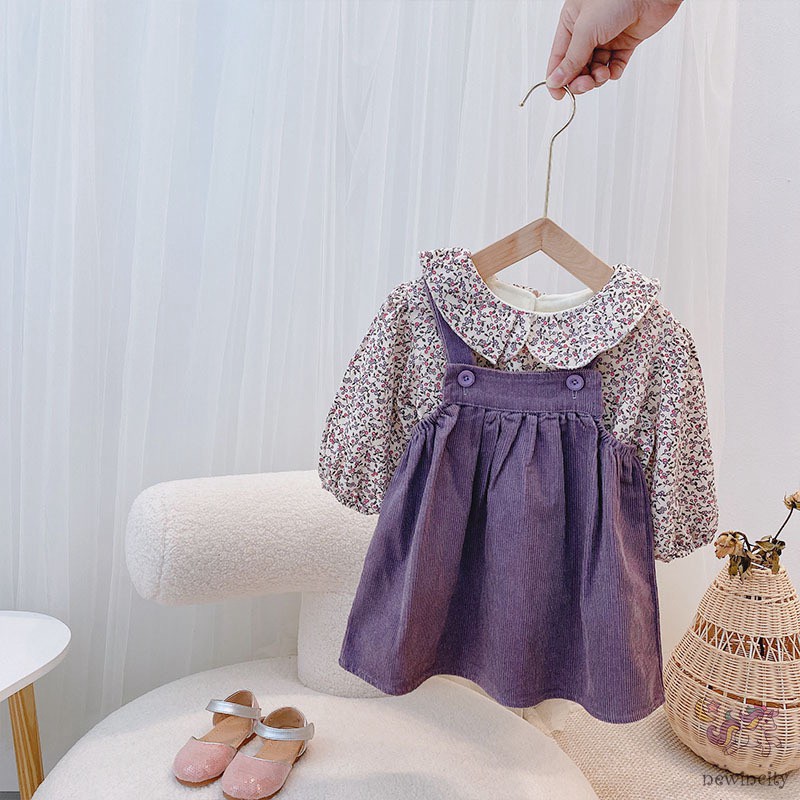 Bộ áo nhung dài tay họa tiết in hoa và đầm yếm thời trang dành cho bé gái