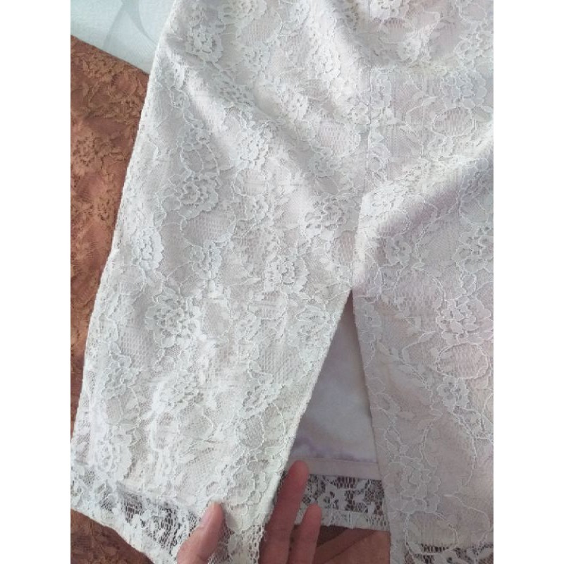 Chân váy ren hoa 2 lớp xuất khẩu