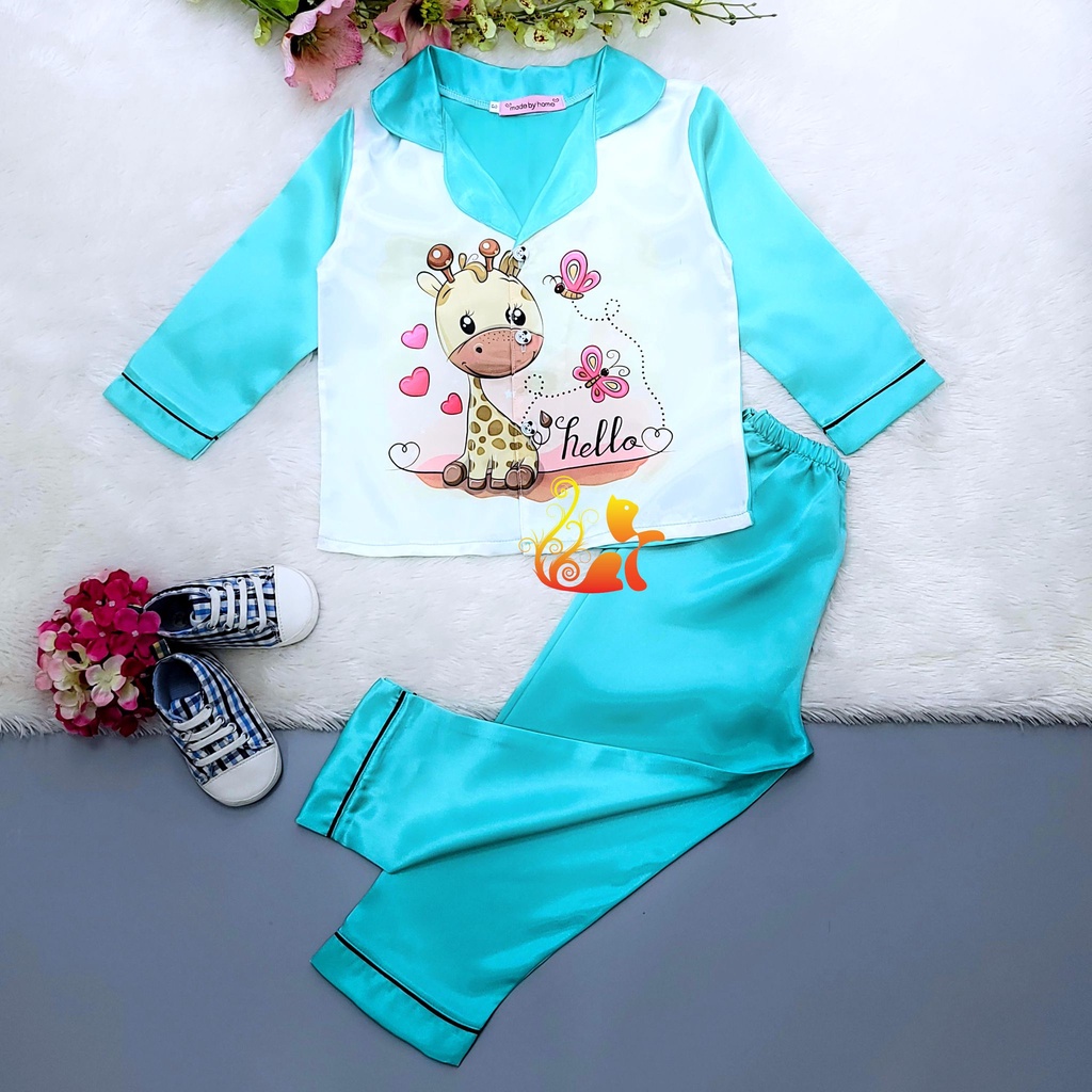 Đồ Pijama Phi Lụa "Hình Hươu cao cổ" Tay Dài Cho Bé - Từ 12kg - 42kg.