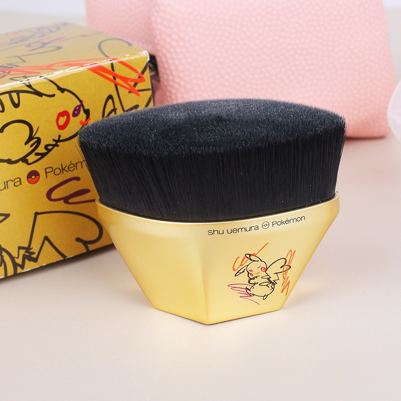 Cọ Shu Uemura No.55 Pikachu dùng cho tán kem nền chất lượng cao