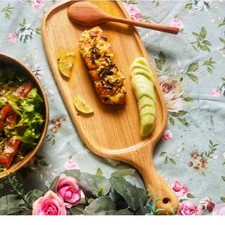 Khay gỗ tay cầm lệch bày đồ ăn