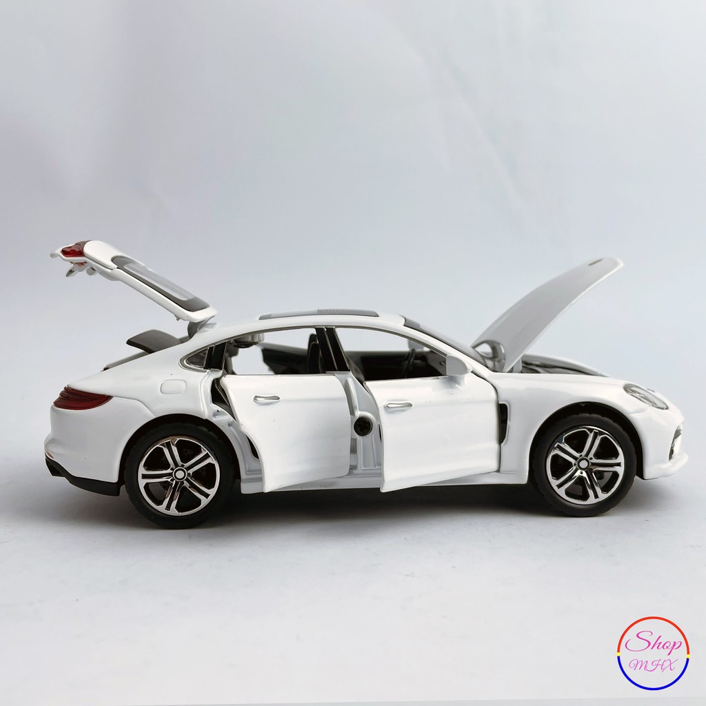 Xe mô hình sắt Porsche Panamera TẶNG KÈM BIỂN SỐ kèm đế tỉ lệ 1:32 hãng CheZhi