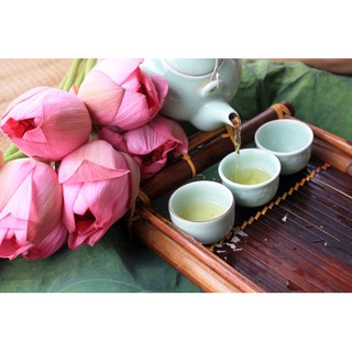 Trà lá sen Hà Diệp Trang