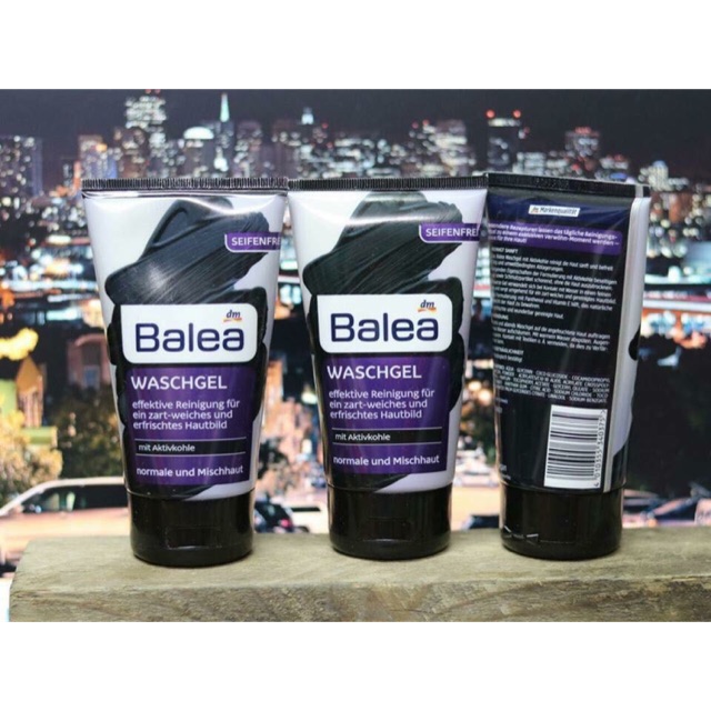 Sữa rửa mặt Balea Than Hoạt Tính