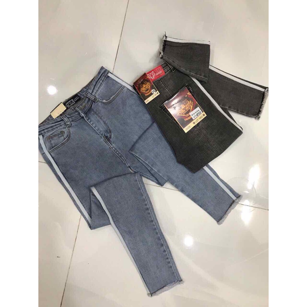 Quần jean nữ lưng cao phối viền sọc QJ14