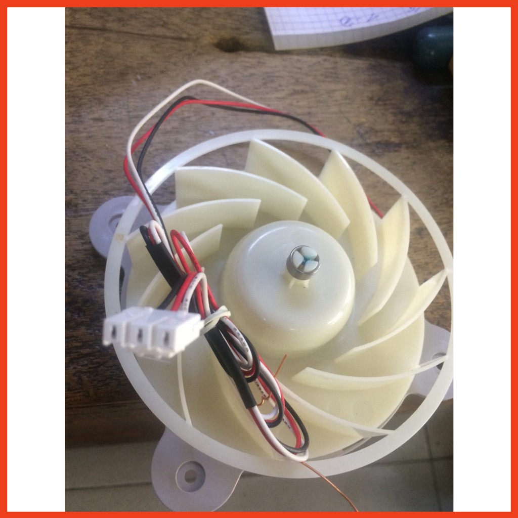 Quạt Tủ Lạnh SAMSUM /LG DC 12V -0.26A 3 dây ĐK 12cm