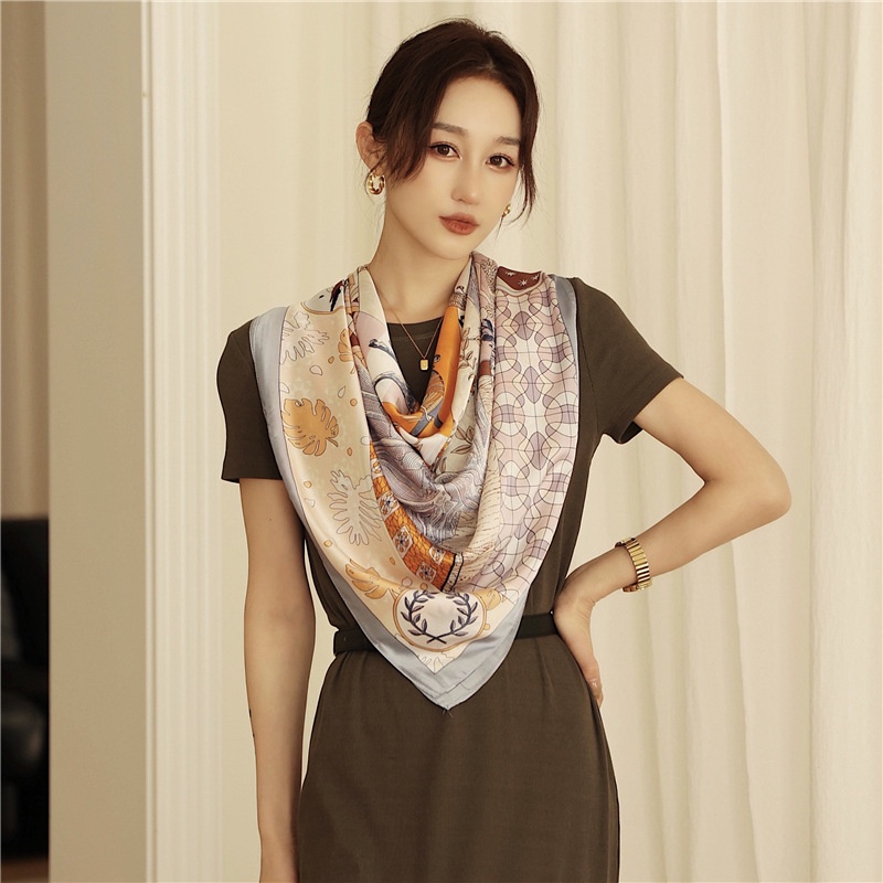 Khăn Choàng Cổ Vuông Vải Lụa In Họa Tiết Thời Trang WJ1014-121 110x110cm