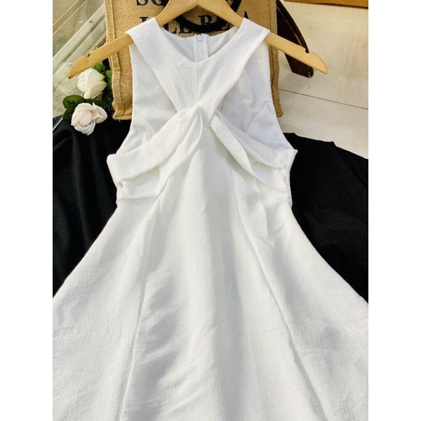Đầm dự tiệc nữ xoắn cổ dáng dài cao cấp Minyen Dress