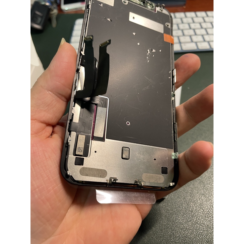 Màn hình thay thế xr zin ep kính tặng kèm bộ sửa tự thay thế.