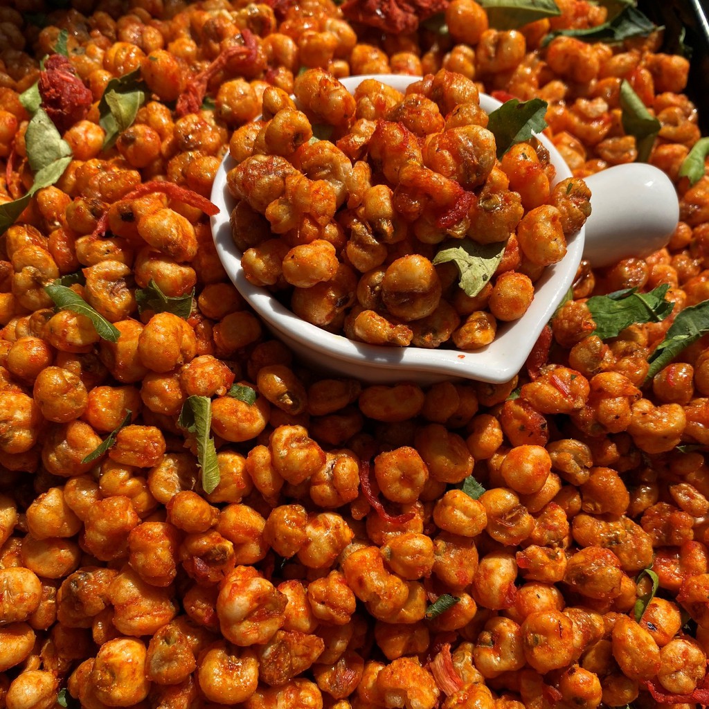 Bắp rim khô lá chanh - ngô cay giòn rum vị đặc biệt túi 500g | BigBuy360 - bigbuy360.vn