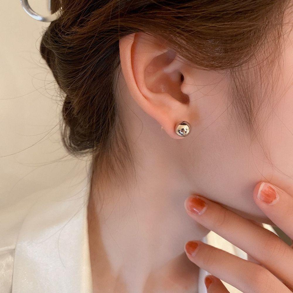 QQMALL Bông Tai Xỏ Bóng Tròn Phong Cách Hàn Quốc Thanh Lịch