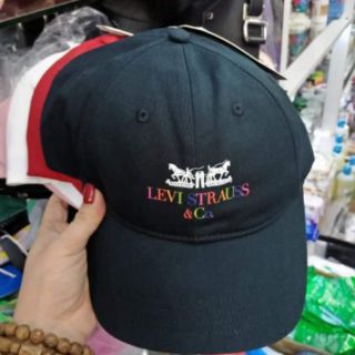 Mũ lưỡi trai levis