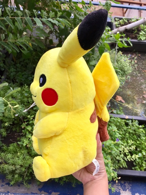Gấu bông pikachu cute